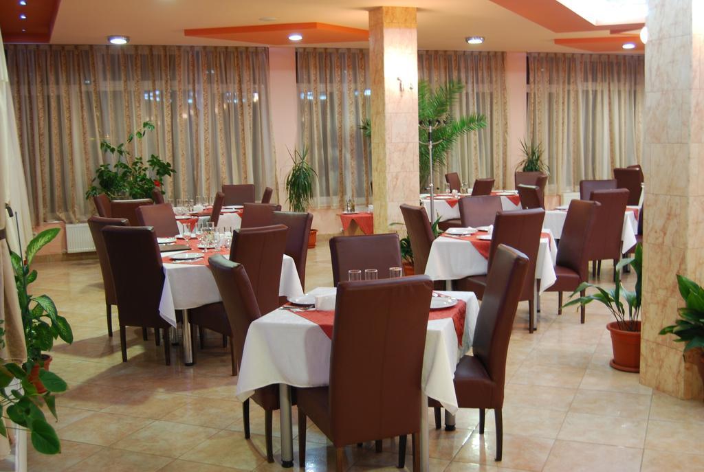 Pensiunea Casa Verde Vladimirescu エクステリア 写真